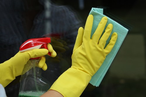 Professional move in cleaning in a BR1 property living room