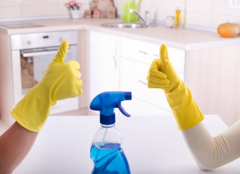 Local cleaning team handling post-construction dust in Bromley BR1